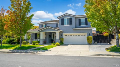 Photo of 3501 Sunny Hill Court, Fairfield, CA 94534 (MLS # 325077598)
