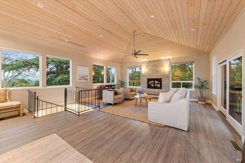 Photo of 1205 Calle Del Arroyo Road, Sonoma, CA 95476 (MLS # 325098658)