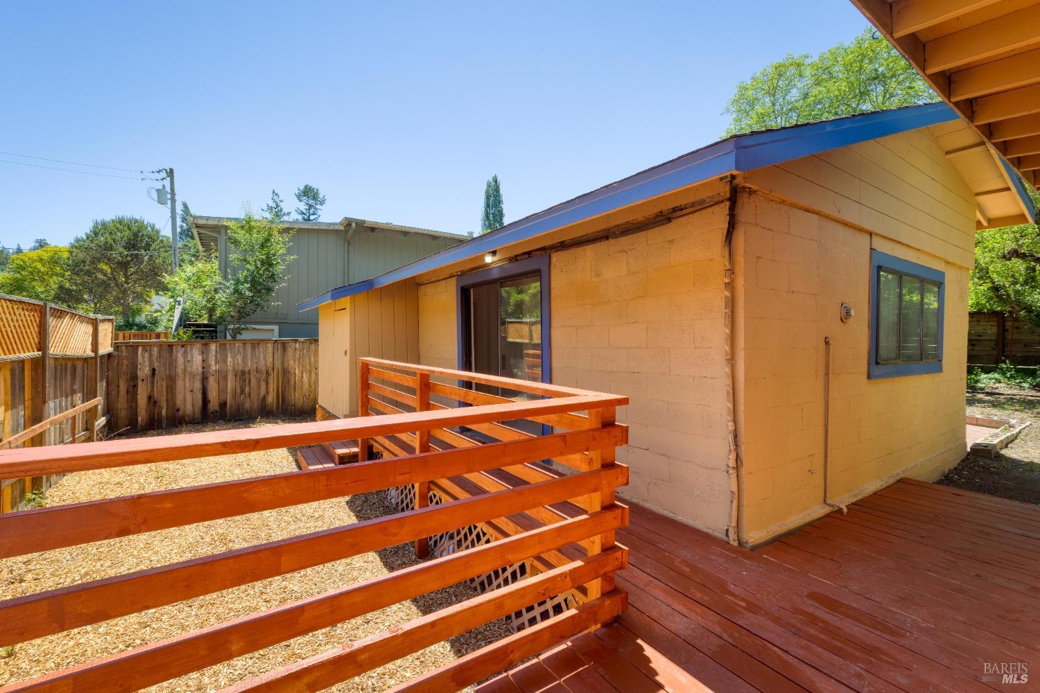 Guerneville, California 95446, United States, 1 Bedroom Bedrooms, ,1 BathroomBathrooms,Residential,Active,55056