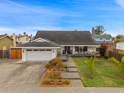 Photo of 6032 Elsa Avenue, Rohnert Park, CA 94928 (MLS # 325086124)