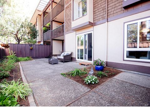 Photo of 81 Forest Lane, San Rafael, CA 94903 (MLS # 326008919)