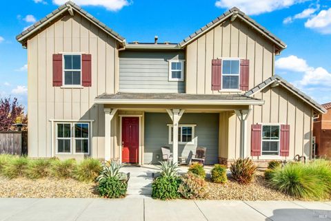 Photo of 1100 Davidson Court, Dixon, CA 95620 (MLS # 325088804) Photo of 1100 Davidson Court, Dixon, CA 95620 (MLS # 325088804)