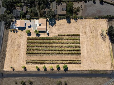 Photo of 17260 Arnold Drive, Sonoma, CA 95476 (MLS # 325080945)