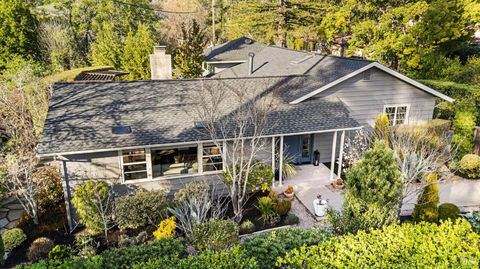 Photo of 99 Fawn Drive, San Anselmo, CA 94960 (MLS # 326014075)