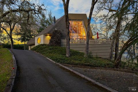 Photo of 10045 Loch Haven Drive, Santa Rosa, CA 95404 (MLS # 326008779)