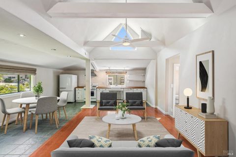 Photo of 18450 Lucas Avenue, Sonoma, CA 95476 (MLS # 326012754)