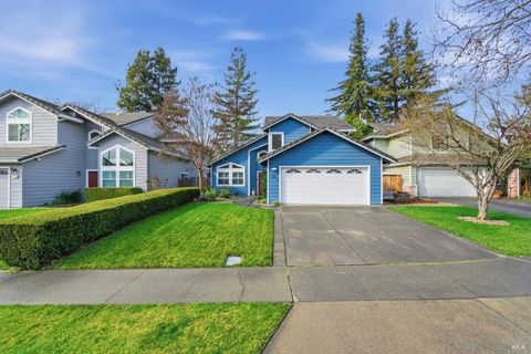 Photo of 28 Winestone Court, Napa, CA 94558 (MLS # 326018635)