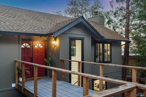 Photo of 315 Grandview Avenue, Novato, CA 94945 (MLS # 325097430)