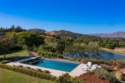Photo of 3211 Dry Creek Road, Napa, CA 94558 (MLS # 326005753)