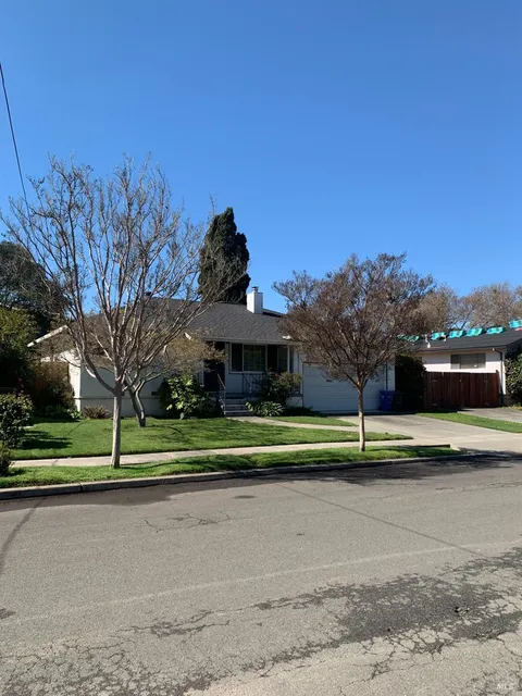 MLS: 325035905