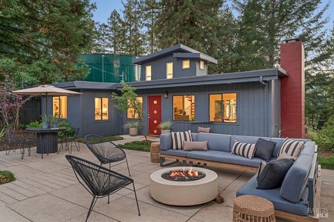 Photo of 14282 Highland Avenue, Guerneville, CA 95446 (MLS # 325082857)