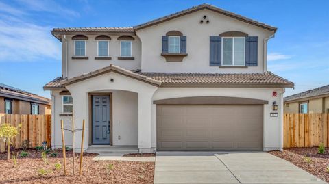 Photo of 862 Telford Drive, Vacaville, CA 95687 (MLS # 326013762)
