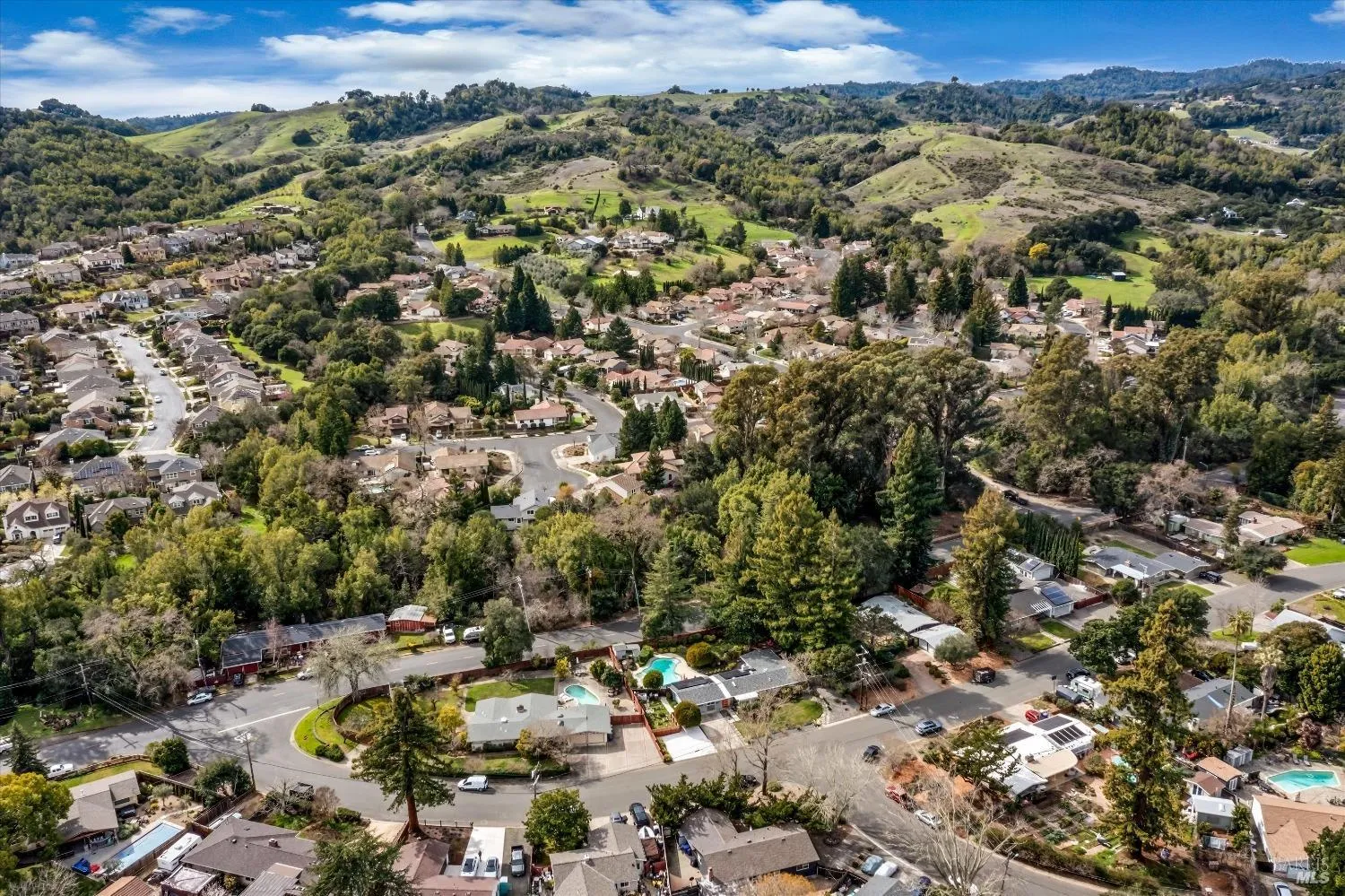 Napa, California 94558, United States, 3 Bedrooms Bedrooms, ,2 BathroomsBathrooms,Residential,Pending,238