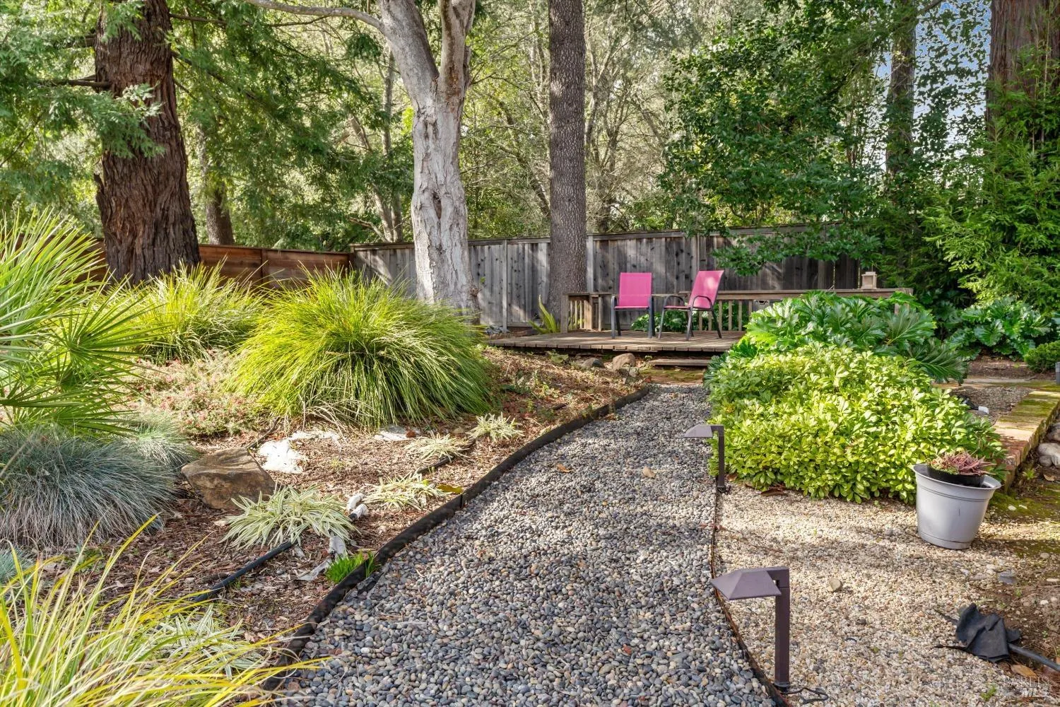 Napa, California 94558, United States, 3 Bedrooms Bedrooms, ,2 BathroomsBathrooms,Residential,Pending,238