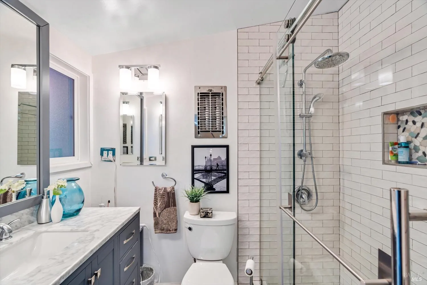 Napa, California 94558, United States, 3 Bedrooms Bedrooms, ,2 BathroomsBathrooms,Residential,Pending,238