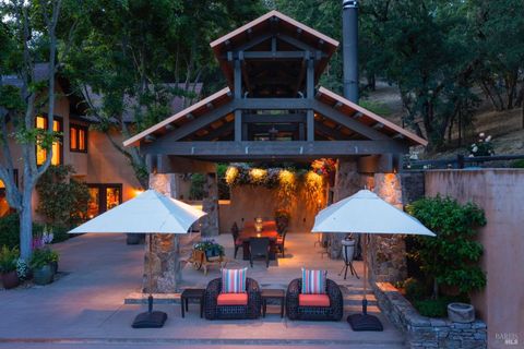 Photo of 1250 Oakwood Lane, Saint Helena, CA 94574 (MLS # 326003015)