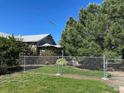 Photo of 212 S 7th Street, Rio Vista, CA 94571 (MLS # 326004033)
