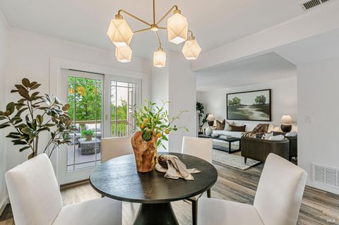 Photo of 3 Frost Court, Mill Valley, CA 94941 (MLS # 325088400)