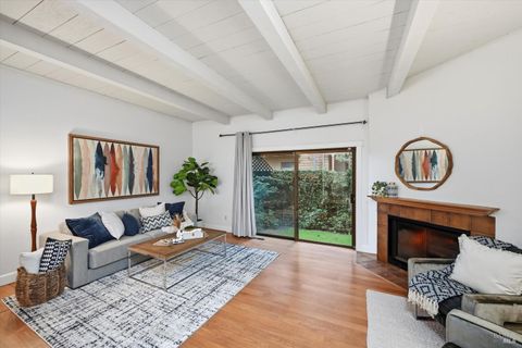 Photo of 65 Freedom Lane N, Petaluma, CA 94952 (MLS # 325103827)