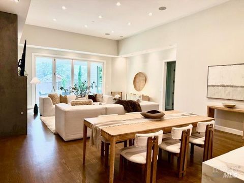 Photo of 1040 5th Street E, Sonoma, CA 95476 (MLS # 325078920)