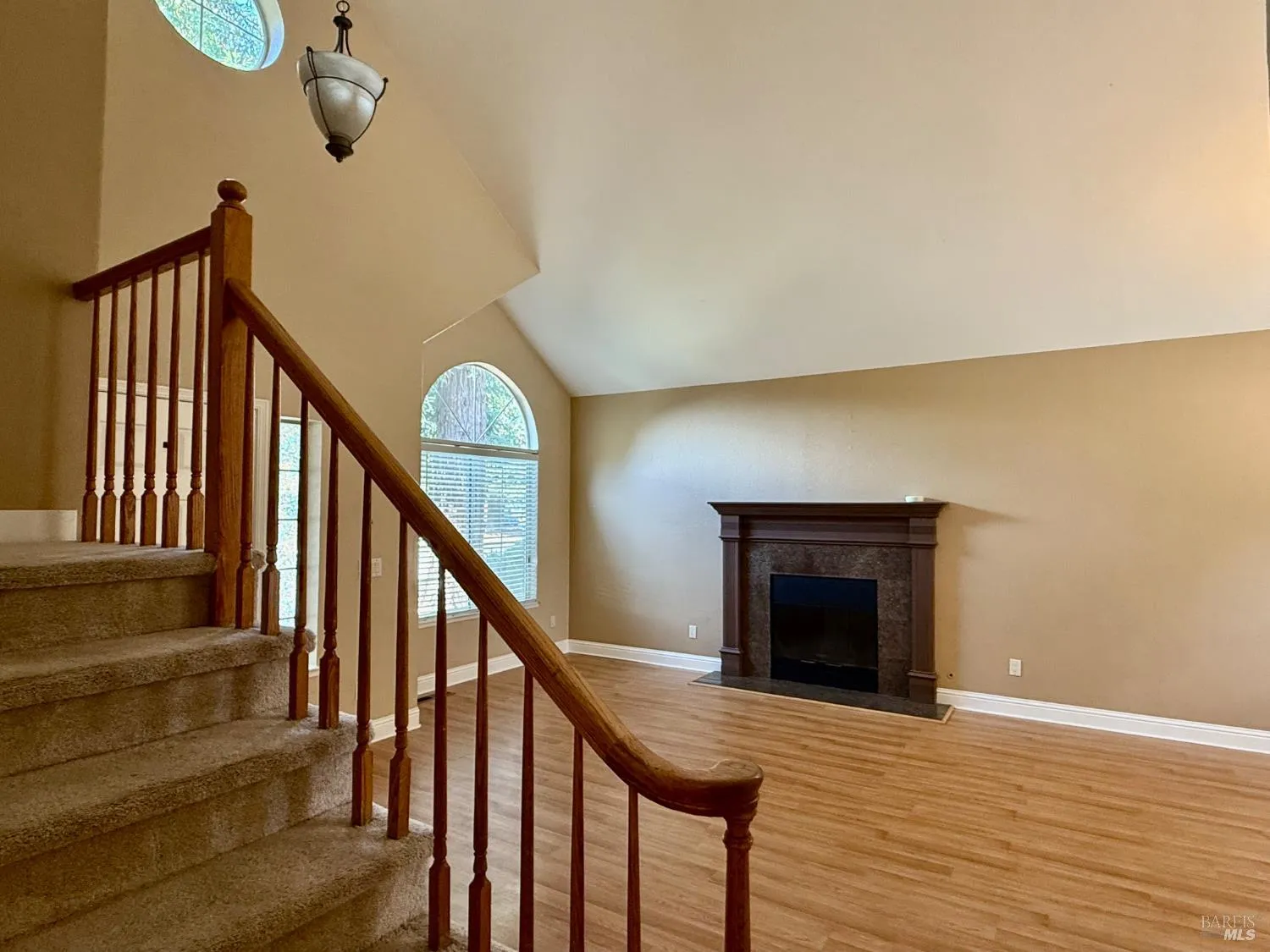 Santa Rosa, California 95403, United States, 4 Bedrooms Bedrooms, ,3 BathroomsBathrooms,Residential,Contingent,213880