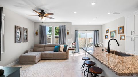 Photo of 1212 Del Rancho Way, Petaluma, CA 94954 (MLS # 326006048)