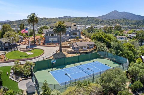 Photo of 1 Highland Avenue, San Rafael, CA 94901 (MLS # 325067994)