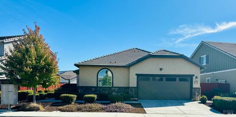Photo of 1225 Columbia Drive, Dixon, CA 95620 (MLS # 325089461)