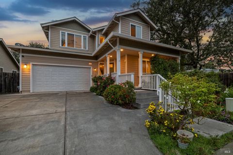 Photo of 125 Anish Way, Windsor, CA 95492 (MLS # 325088778)