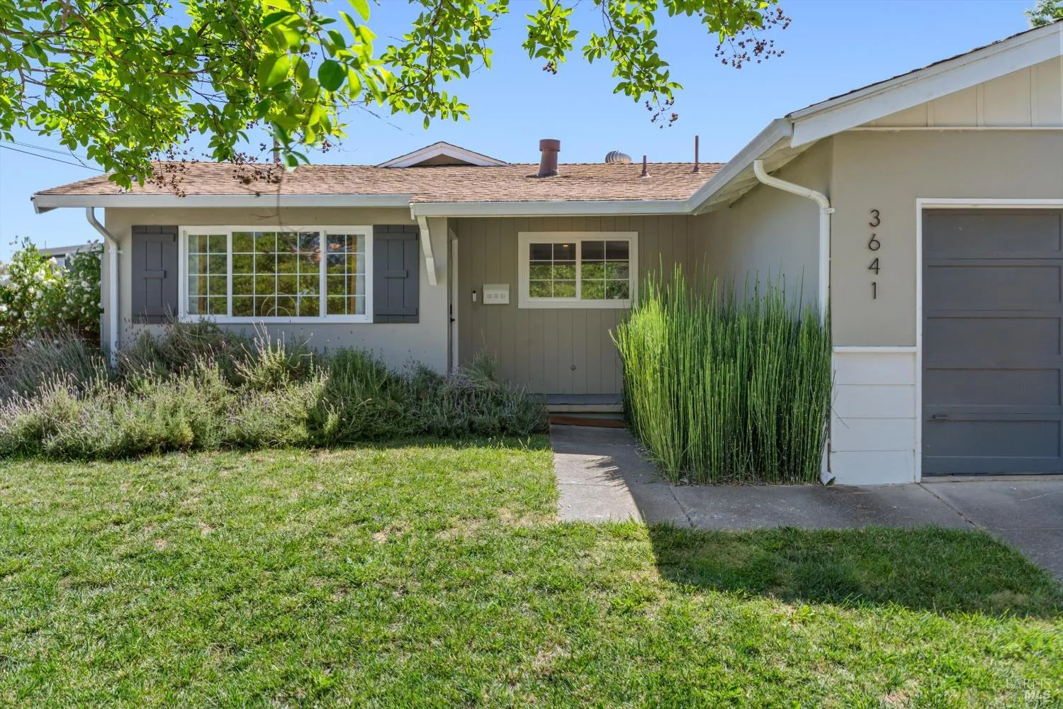 Napa, California 94558, United States, 3 Bedrooms Bedrooms, ,2 BathroomsBathrooms,Residential,Active,137655