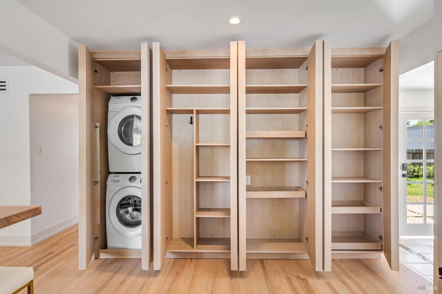 Napa, California 94558, United States, 3 Bedrooms Bedrooms, ,2 BathroomsBathrooms,Residential,Active,137655