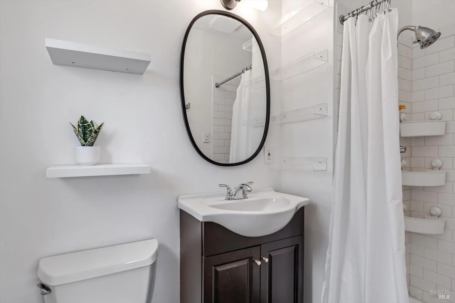 Napa, California 94558, United States, 3 Bedrooms Bedrooms, ,2 BathroomsBathrooms,Residential,Active,137655