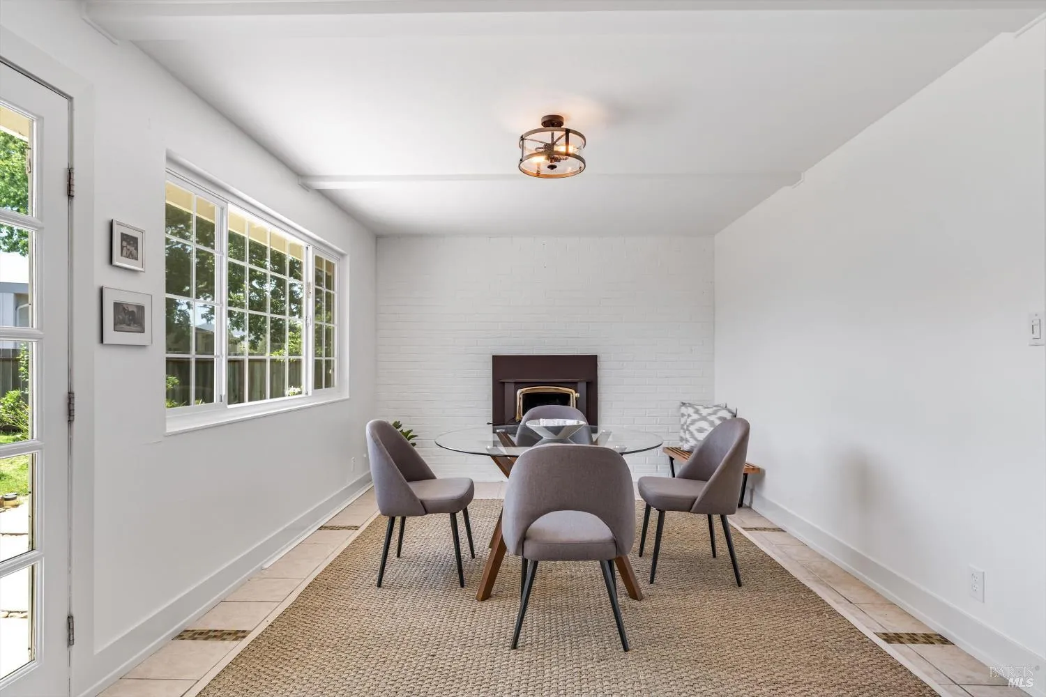 Napa, California 94558, United States, 3 Bedrooms Bedrooms, ,2 BathroomsBathrooms,Residential,Active,137655