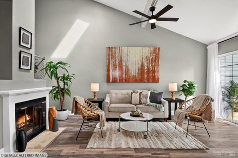 Photo of 195 E B Street, Benicia, CA 94510 (MLS # 326014033)