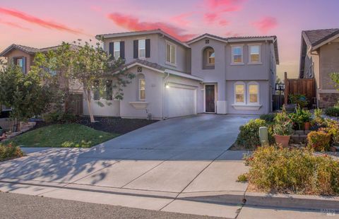 Photo of 5378 Discovery Way, Fairfield, CA 94533 (MLS # 325089934)