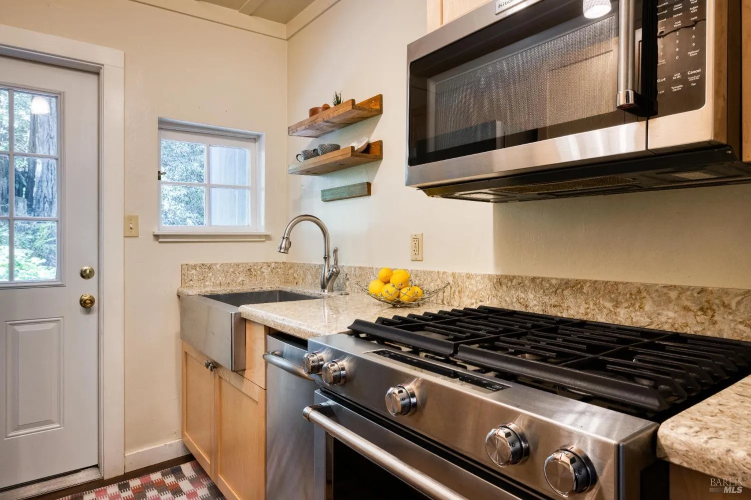 Guerneville, California 95446, United States, 2 Bedrooms Bedrooms, ,1 BathroomBathrooms,Residential,Active,122451