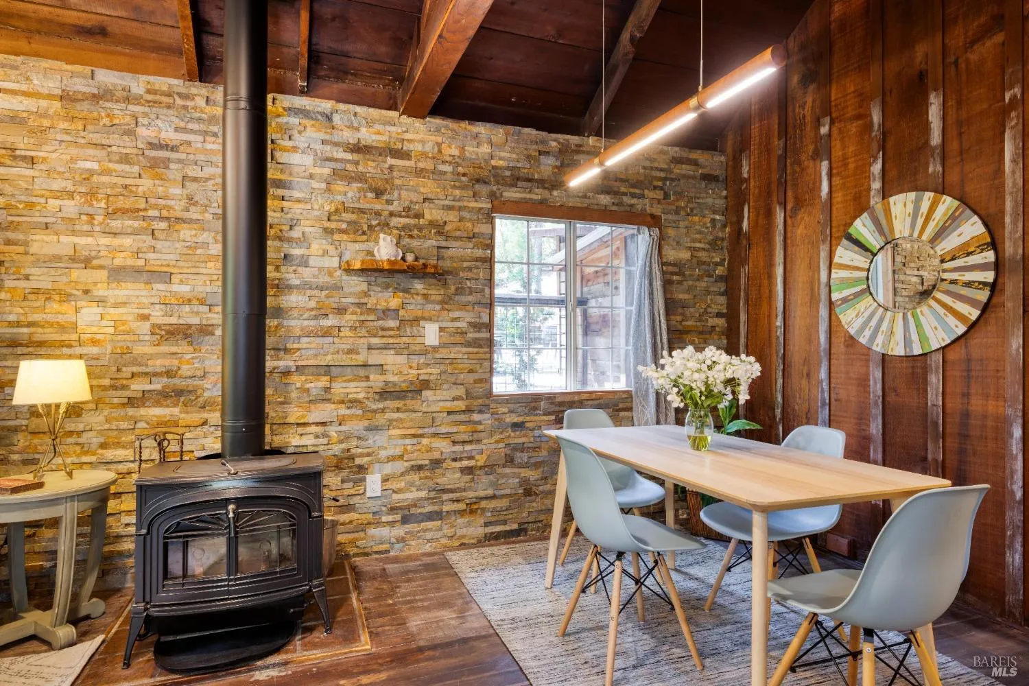 Guerneville, California 95446, United States, 2 Bedrooms Bedrooms, ,1 BathroomBathrooms,Residential,Active,122451