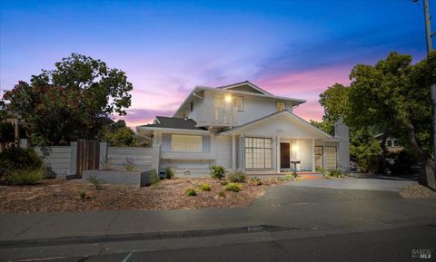 Photo of 569 Alamo Drive, Vacaville, CA 95688 (MLS # 325062647)