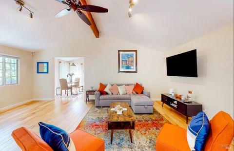 Photo of 117 Auburn Street, San Rafael, CA 94901 (MLS # 326010790)