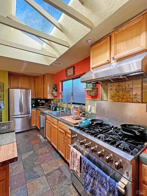 18039 Riverside Drive, Sonoma, CA 95476 - MLS#: 324083989