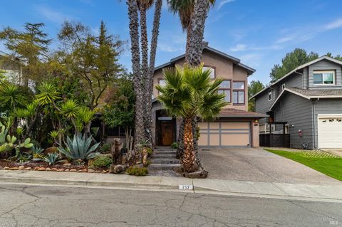 Photo of 153 Incline Place, Benicia, CA 94510 (MLS # 325102280)