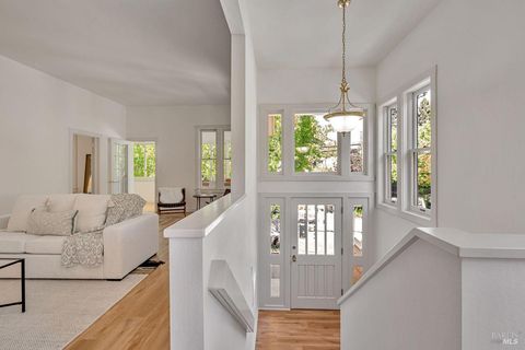 Photo of 105 Bayview Street, San Rafael, CA 94901 (MLS # 325083036)