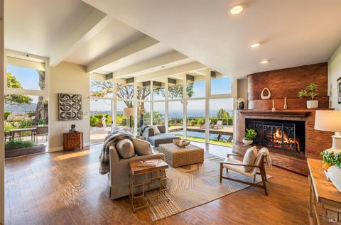 Photo of 25 Oakhurst Road, San Rafael, CA 94901 (MLS # 325100540)