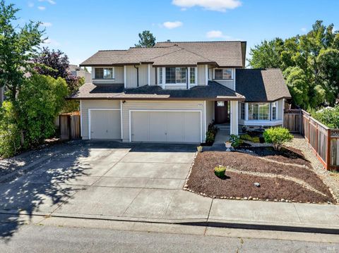 Photo of 688 Natalie Drive, Windsor, CA 95492 (MLS # 325071731)