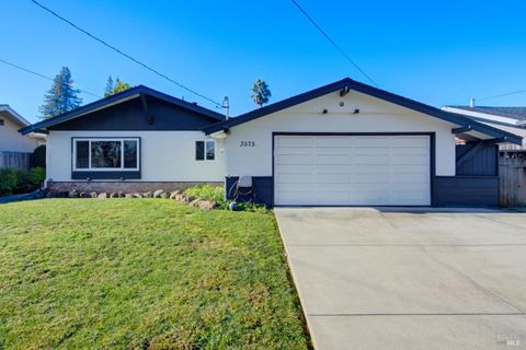 Photo of 3575 Jefferson Street, Napa, CA 94558 (MLS # 326004180)