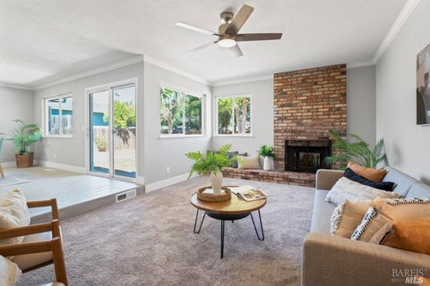 Featured picture for the property 323900822