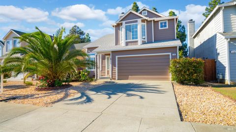 Photo of 116 Birchwood Court, Suisun City, CA 94585 (MLS # 325091534) Photo of 116 Birchwood Court, Suisun City, CA 94585 (MLS # 325091534)