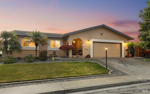 Photo of 1190 Church Street, Benicia, CA 94510 (MLS # 326003465)