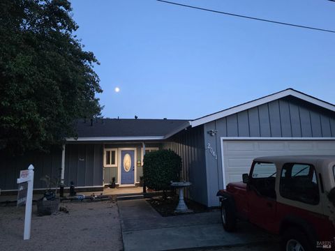 Photo of 2041 Monroe Street, Yountville, CA 94599 (MLS # 325070470)