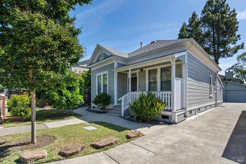 MLS: 325046409